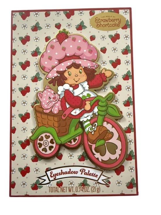 Taste Beauty Other - Strawberry Shortcake Eyeshadow Palette